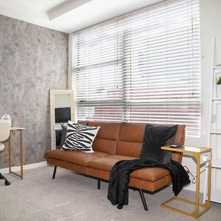 June Specials- Suite Spot Dtla- Free Parking For One Car! Los Ángeles Exterior foto