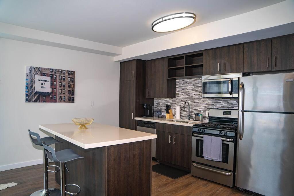 June Specials- Suite Spot Dtla- Free Parking For One Car! Los Ángeles Exterior foto